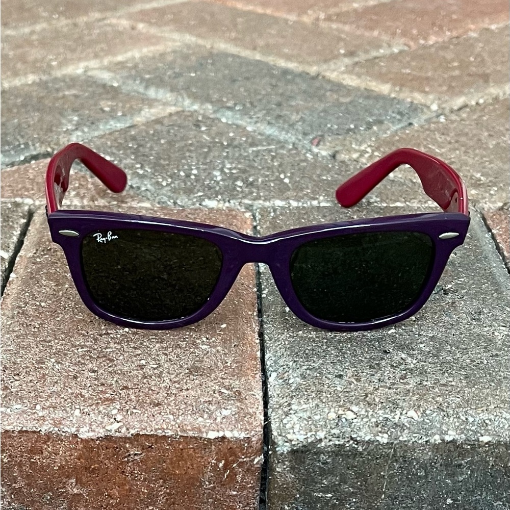 Ray an wayfarer sunglasses